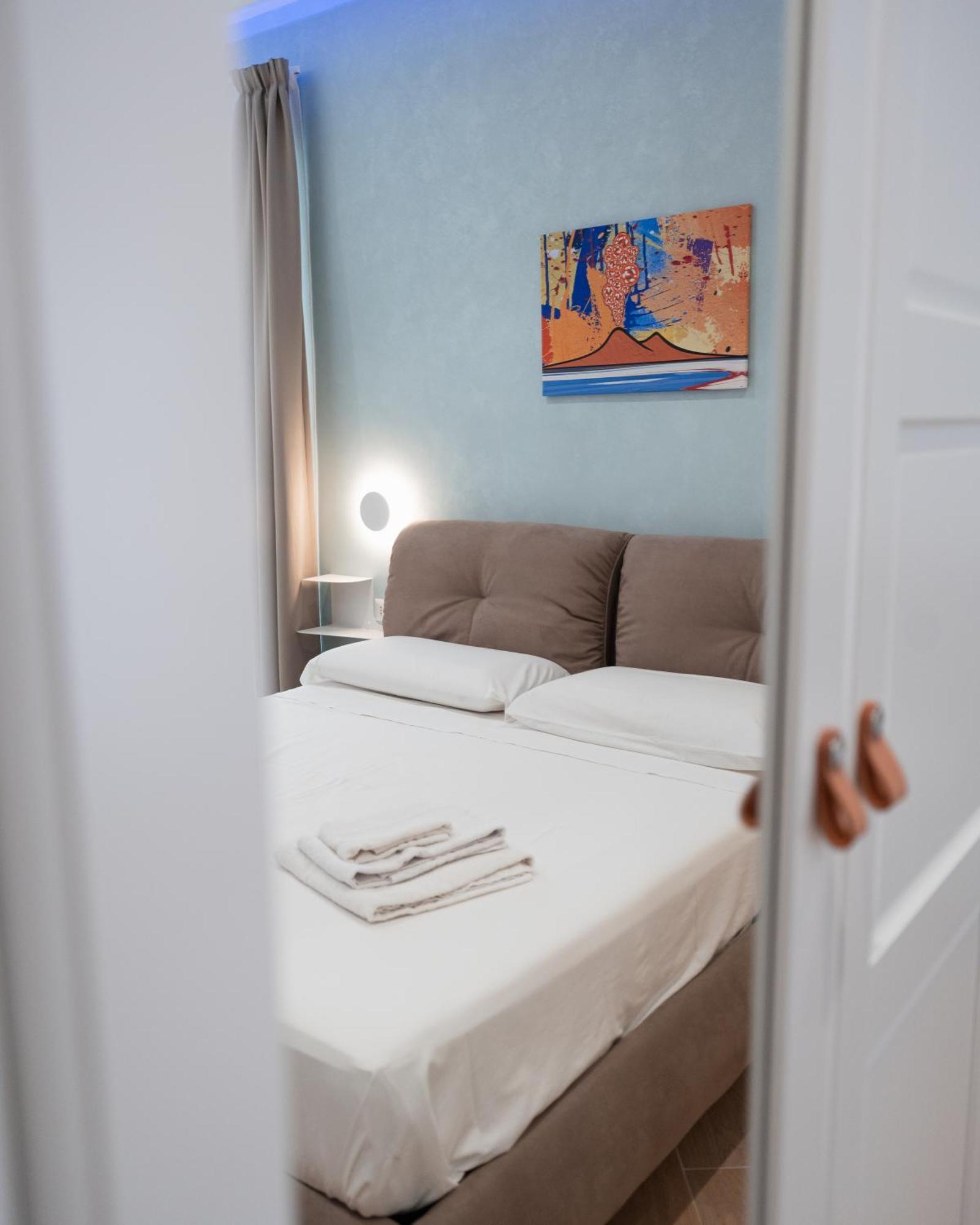 Nazzarooms Наполи Екстериор снимка